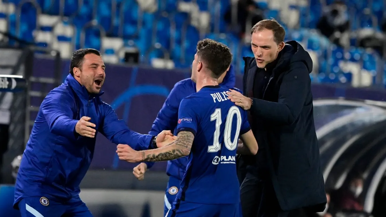 Szexi bombázó helyett Lőw Zsolt tér vissza a BL-döntőn