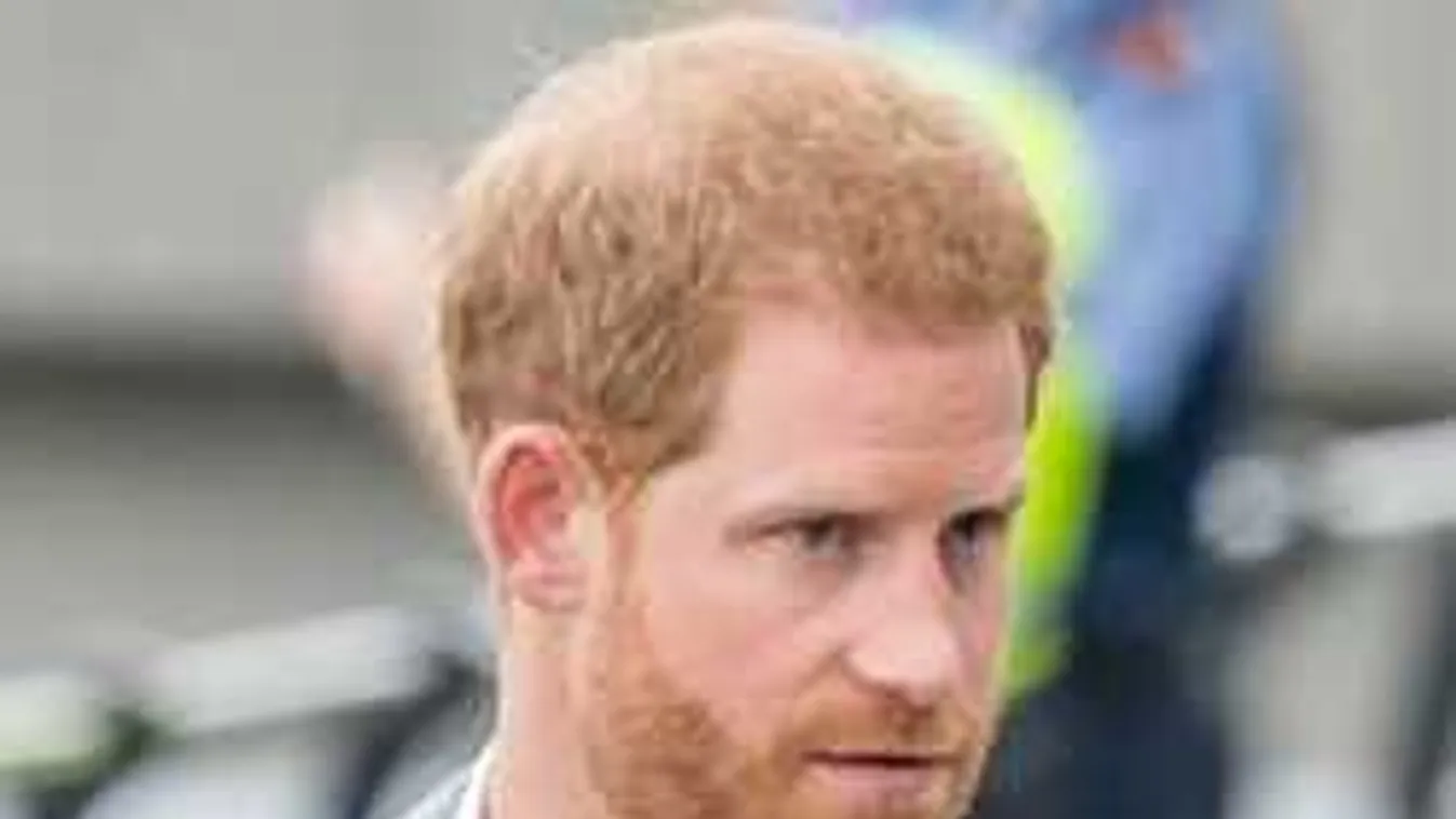 Íme az igazság: Vajon ott lesz Harry herceg volt szeretője esküvőjén?