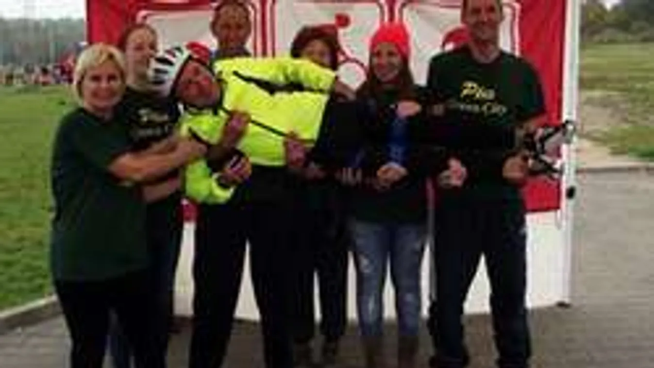 Siker! 44 óra alatt döntötte meg a világrekordot Károly