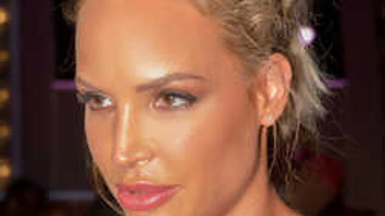 Láttad már smink nélkül Zimány Lindát? Alig lehet felismerni