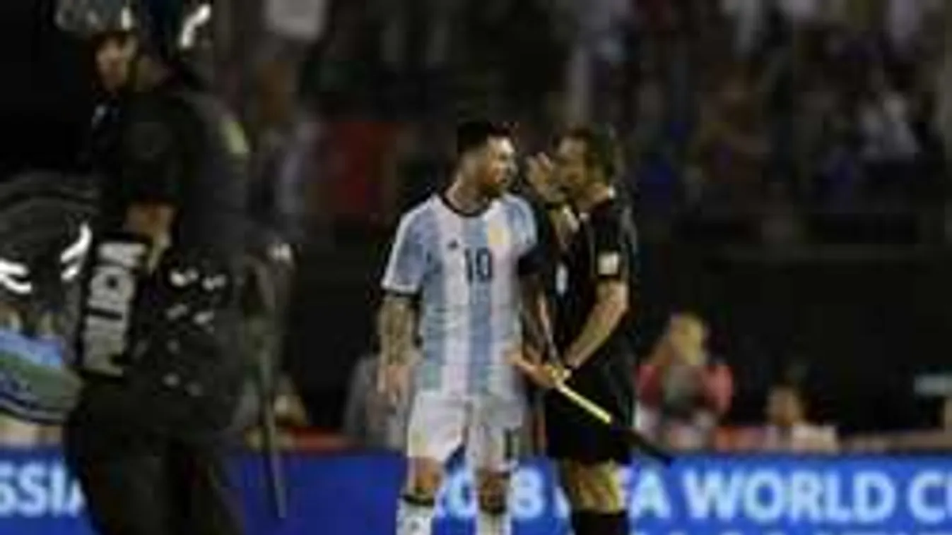 Messi igazi bunkó volt a partjelzőkkel