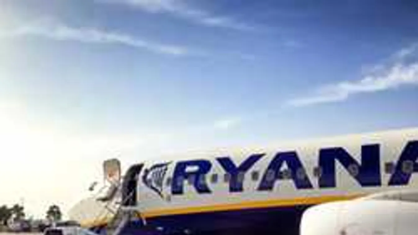 Durván megalázták az autista kisfiút és családját a Ryanair járatán