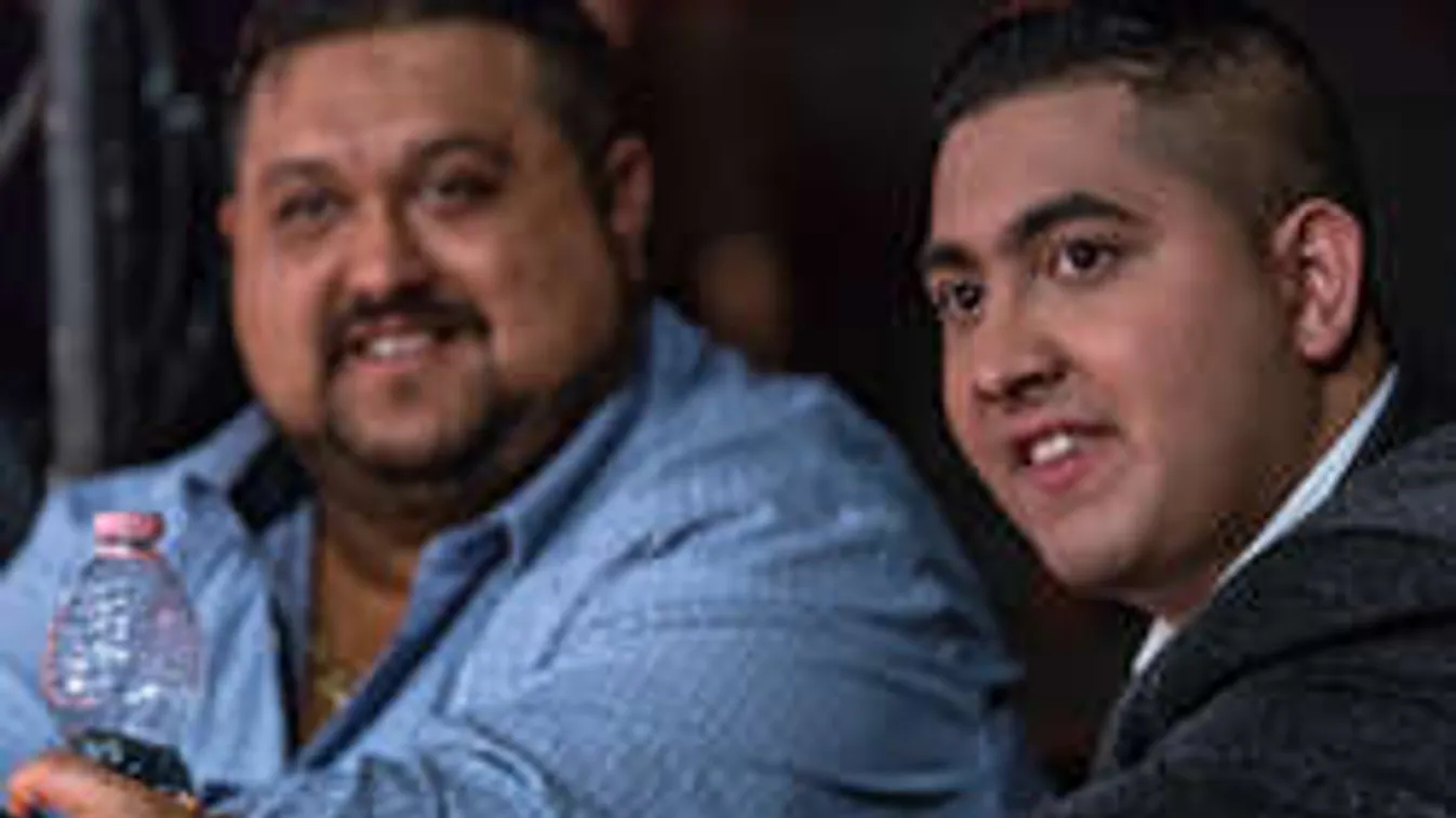 Hihetetlen, mennyire hasonlít édesapjára Kis Grófo!