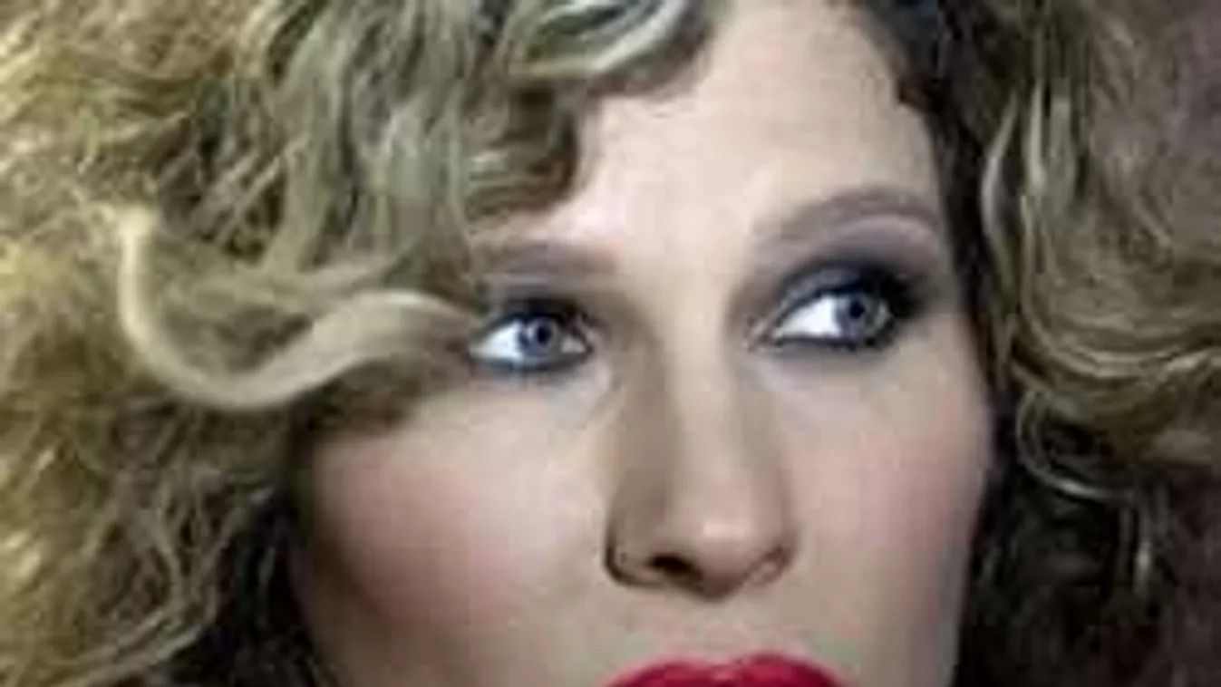 Gyászol az ország: Elhunyt a magyar énekesnő!