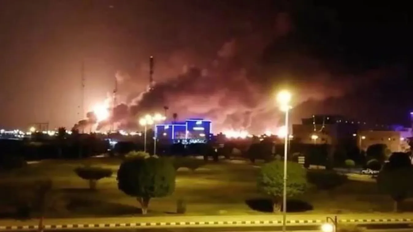 Rakétatámadás érte a világ legnagyobb olajfinomítóját!