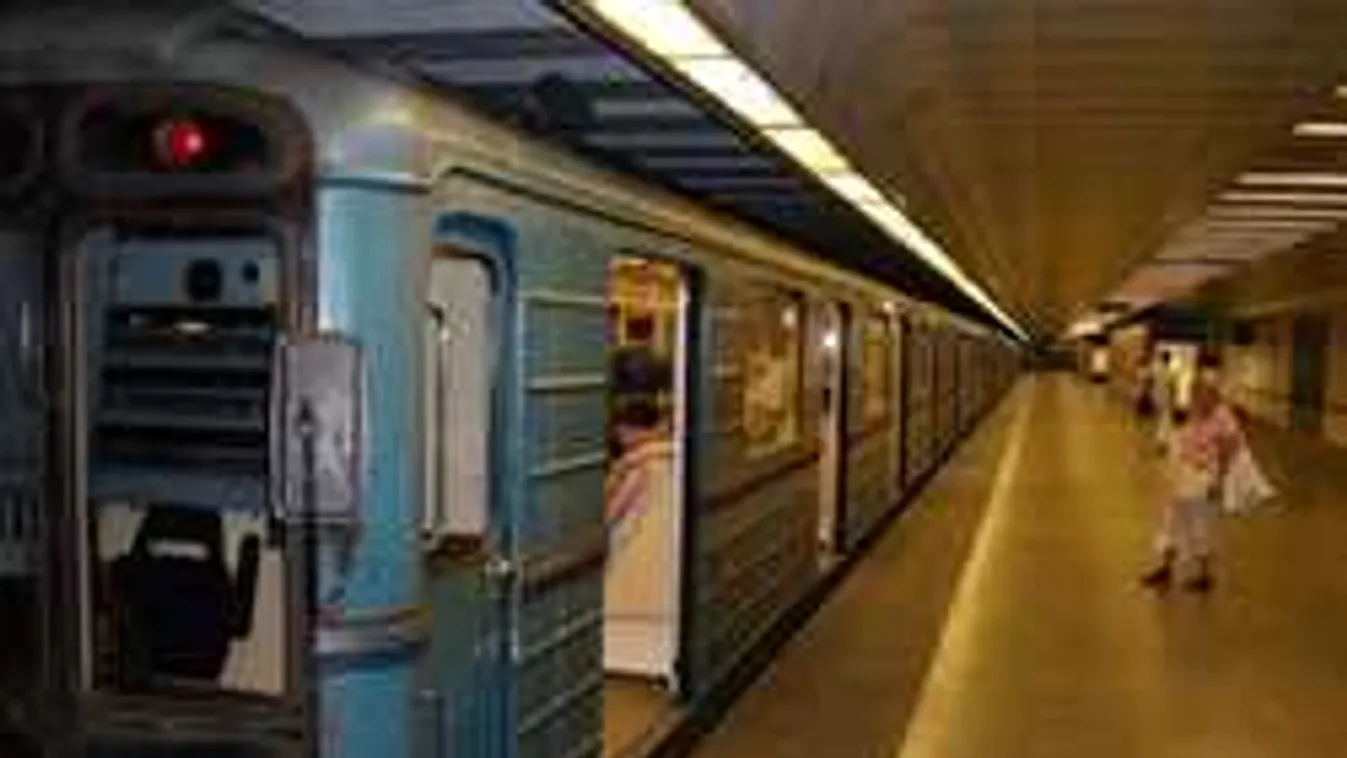 Öngyilkosság a Nyugatinál: Biztonsági őr vetette magát a metró elé