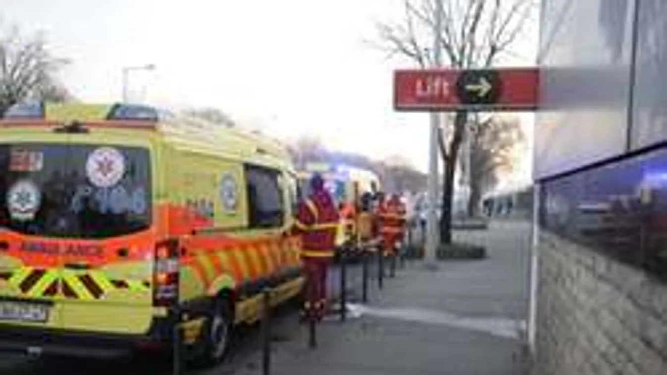 Friss: ma már nem fog járni a metró, súlyos sérültjei is vannak a balesetnek!