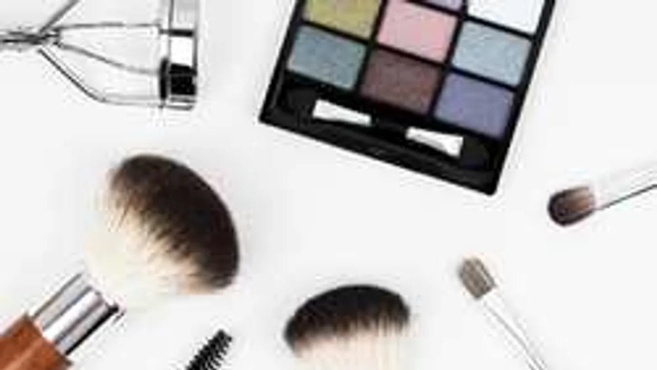 Sokkot kapott az anyuka, amikor a tükörbe nézett