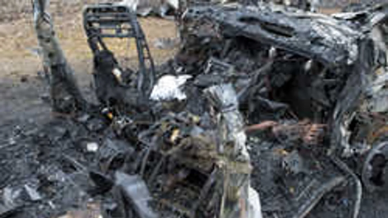 Újabb fotók jöttek a hét halálos áldozatot követelő reggeli balesetről