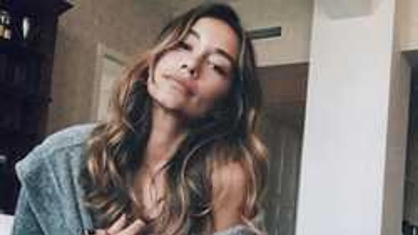 Micsoda pár, a legdögösebb konyhatündérrel jár a világbajnok