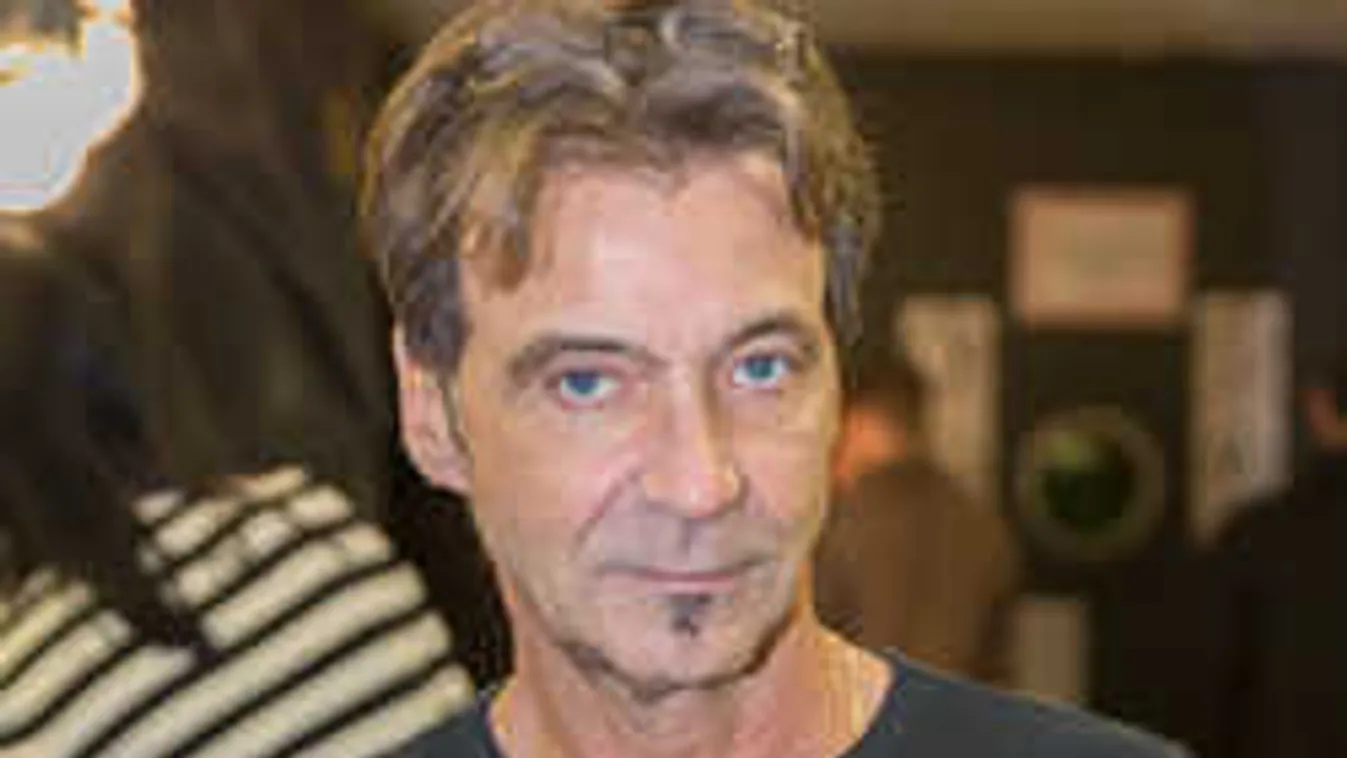 Fényes nappal rabolták ki Hajas László üzletét, feljelentést tett