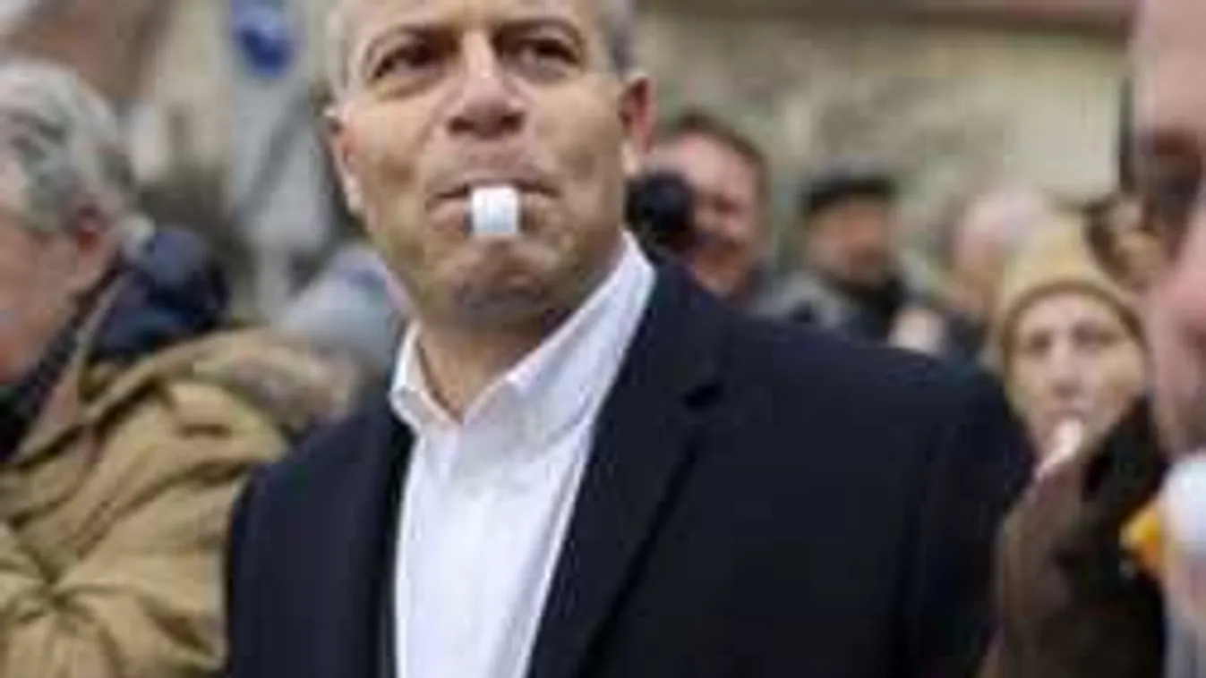 Juhász Péter bármi áron botrányt akar március 15-én