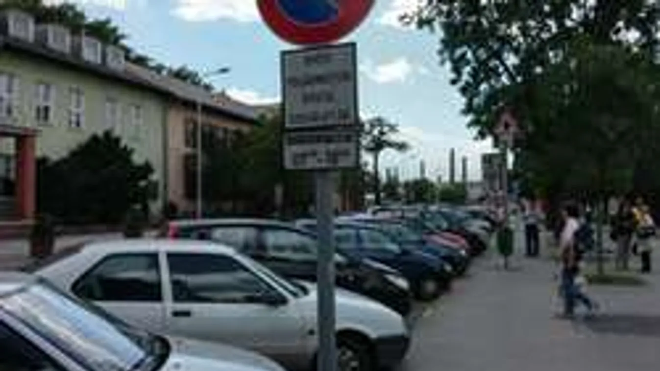 Ezt hozza a nyuszi a budapesti autósoknak!