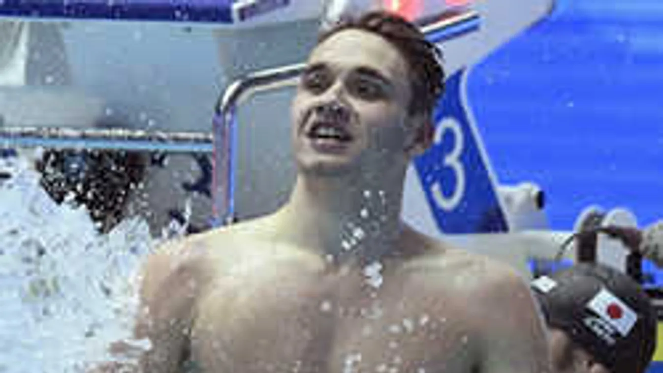 Elment a hangja, úgy szurkolt a magyar úszóelnök Milák Kristófnak