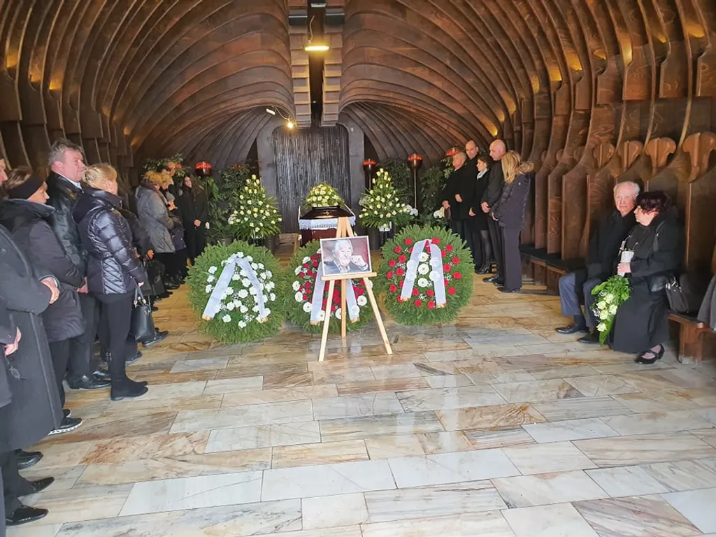 89461310_199409627941647_5569498050814017536_n