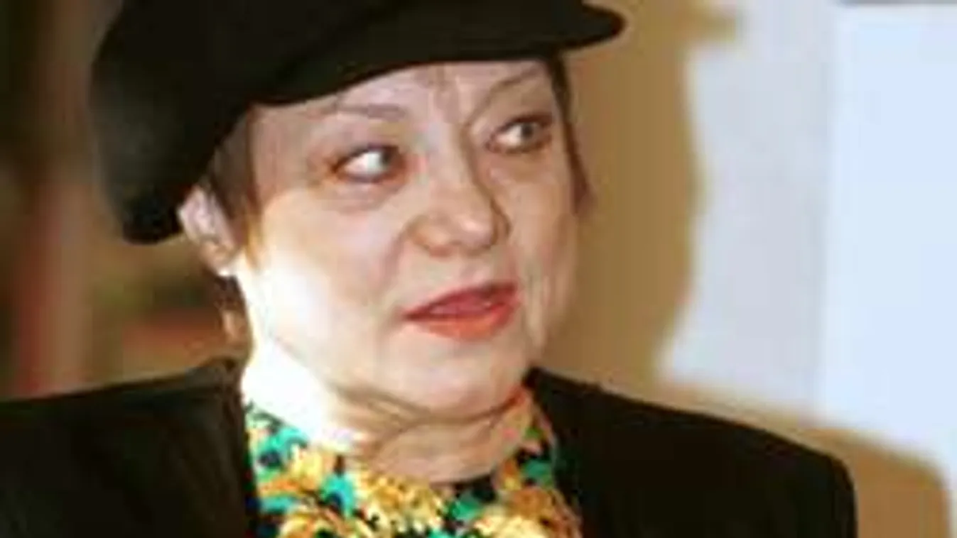 Komoly balesetet szenvedett a Szomszédok Etusa