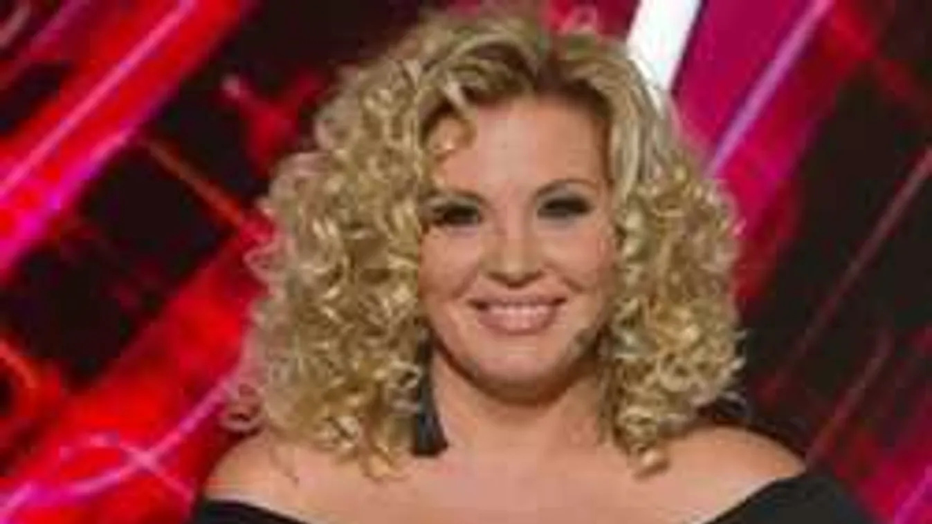 Hoppá, már ki is választotta menyasszonyi ruháját Liptai Claudia?