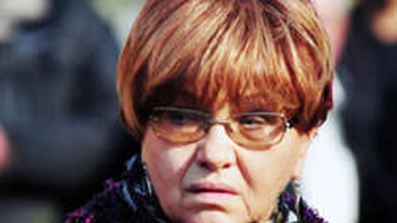 Családi dráma: Sírógörcsök kínozzák Pécsi Ildikót!