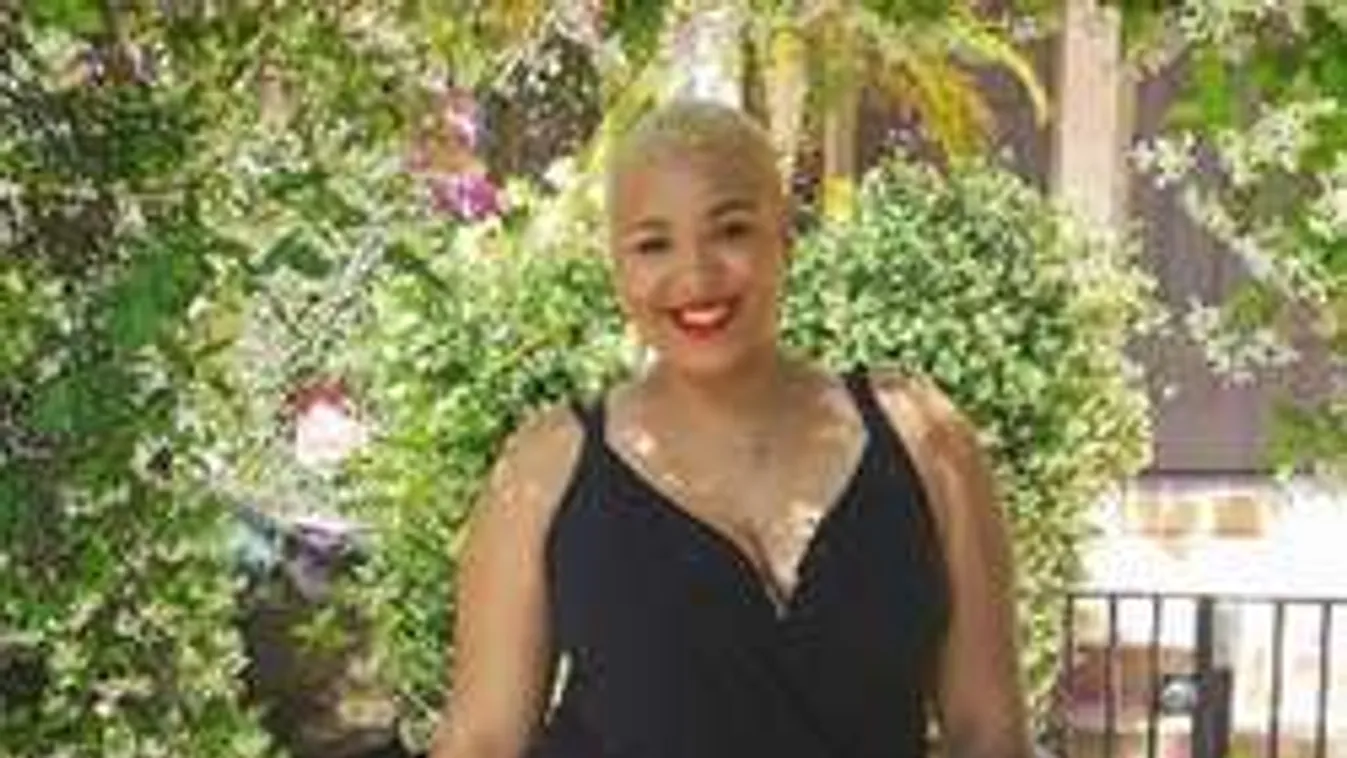 Ez a nő soha nem volt elég bátor a bikinihez: életében először felvette!