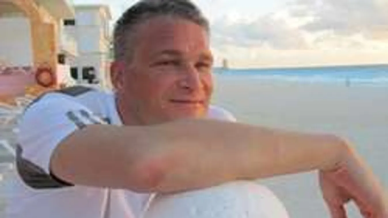 Kínos: Elképesztő helyre szorult be a norvég politikus férfiassága!