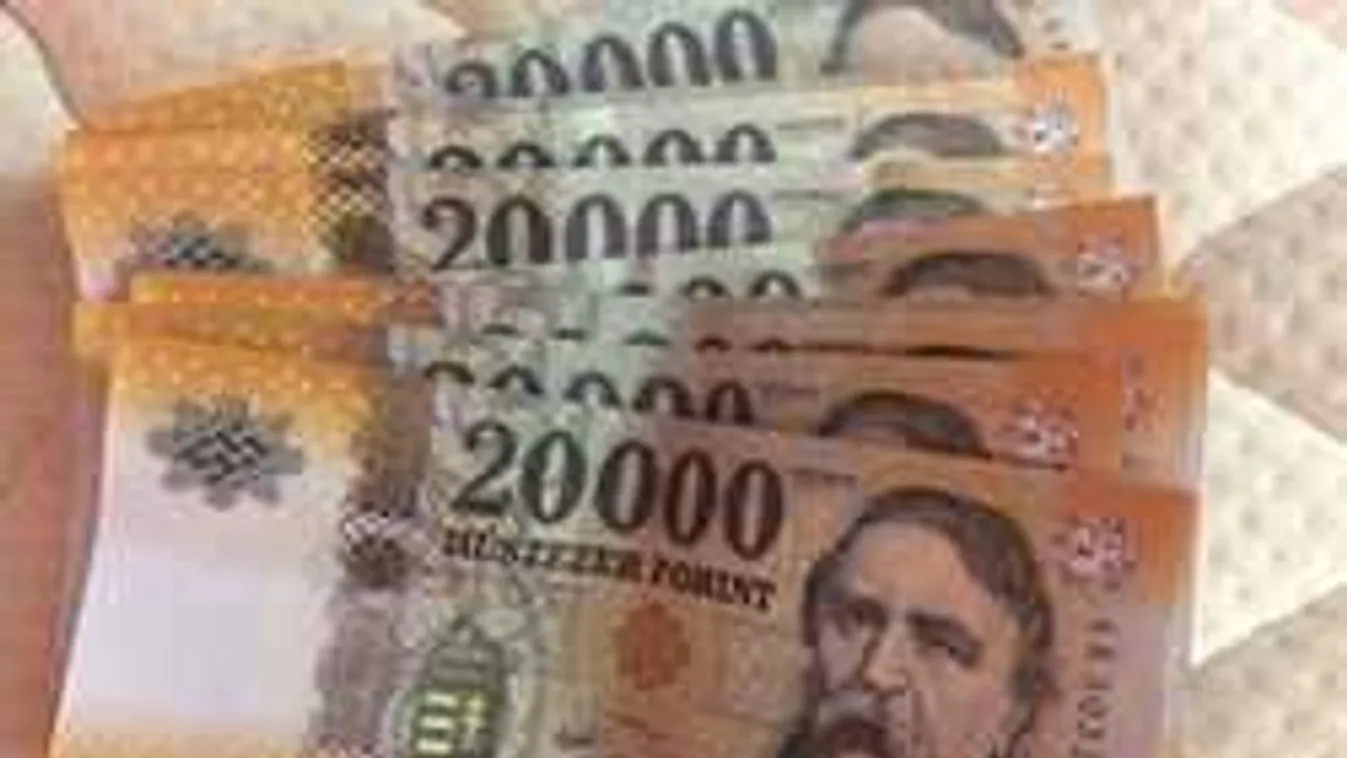 Tovább nőnek a bérek, ezt várják az elemzők