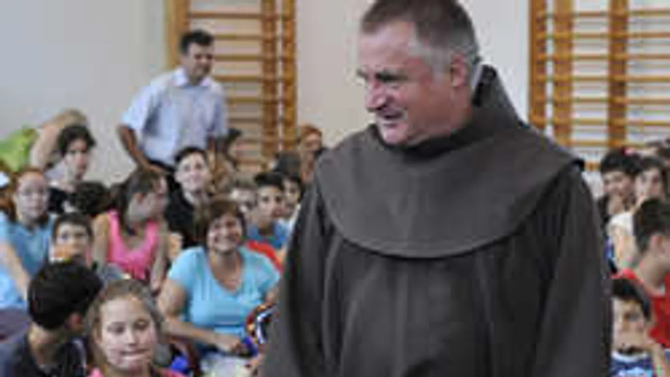 Hatalmas megtiszteltetés, Böjte Csabát személyesen fogadta Ferenc pápa