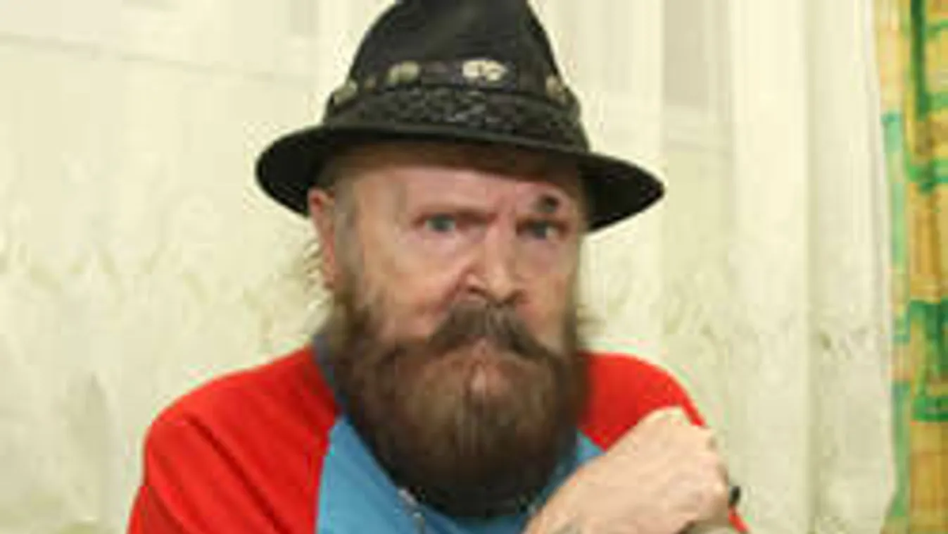 Teletömték gyógyszerekkel, ezért tűnt részegnek Som Lajos?