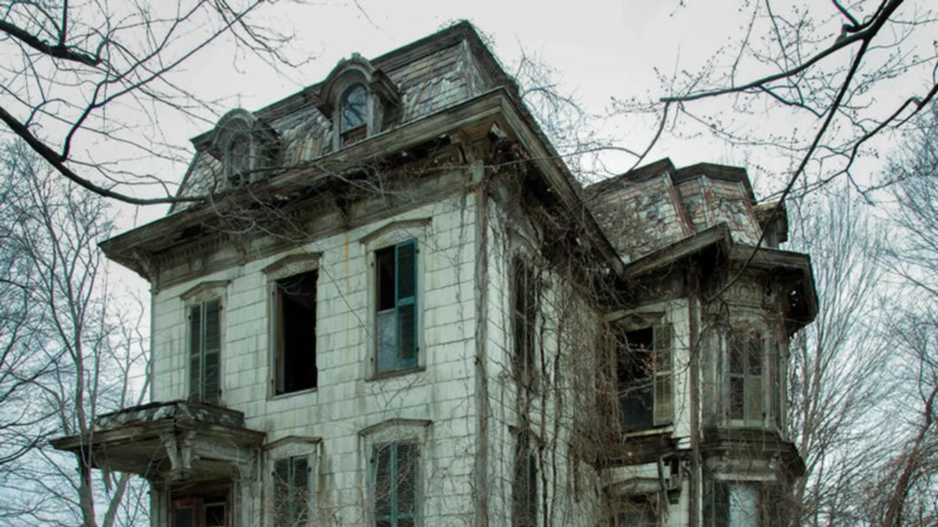 7 hátborzongató kísértetház – te mernél aludni valamelyikben?