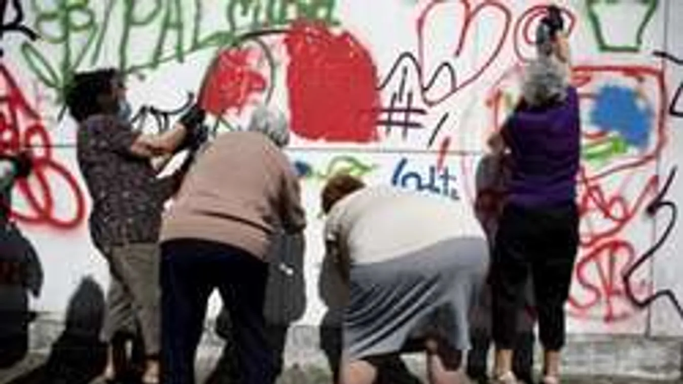 Nyugdíjas graffitis banda garázdálkodik