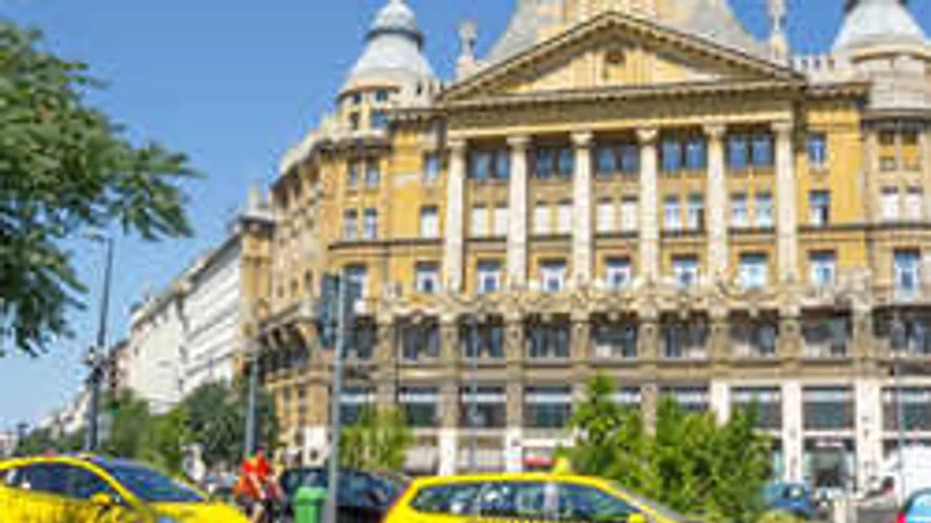 Ez rémisztő: taxis is részese volt a brutális balhénak Budapesten