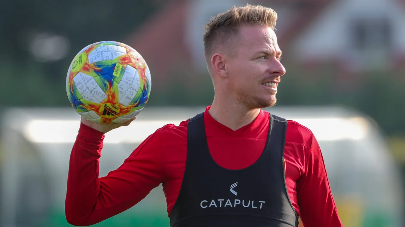 Dzsudzsák Balázst látták Debrecenben tárgyalni