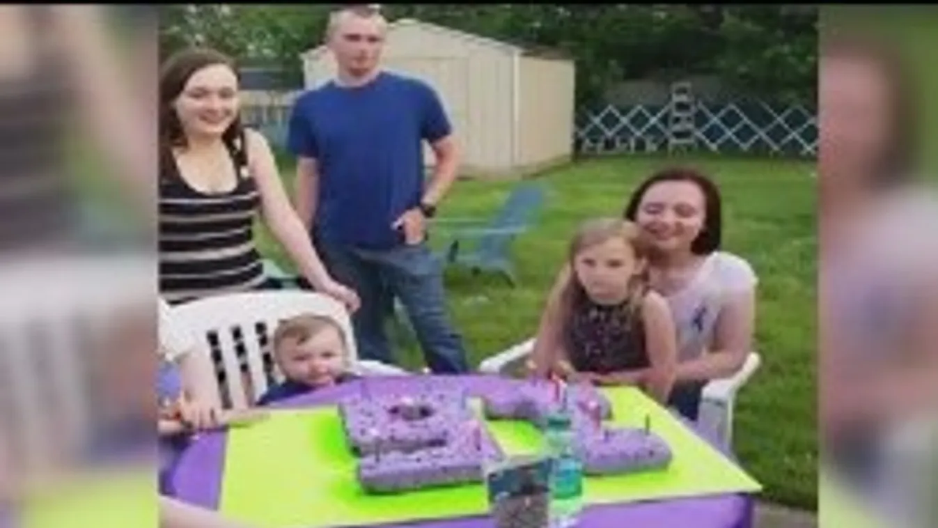 Elképesztő videó: kerti partira üríti a wc-tartályt egy repülő!