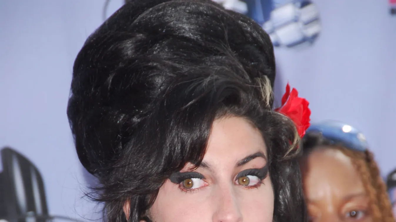 2007 Mtv Movie Awards - Arrivals