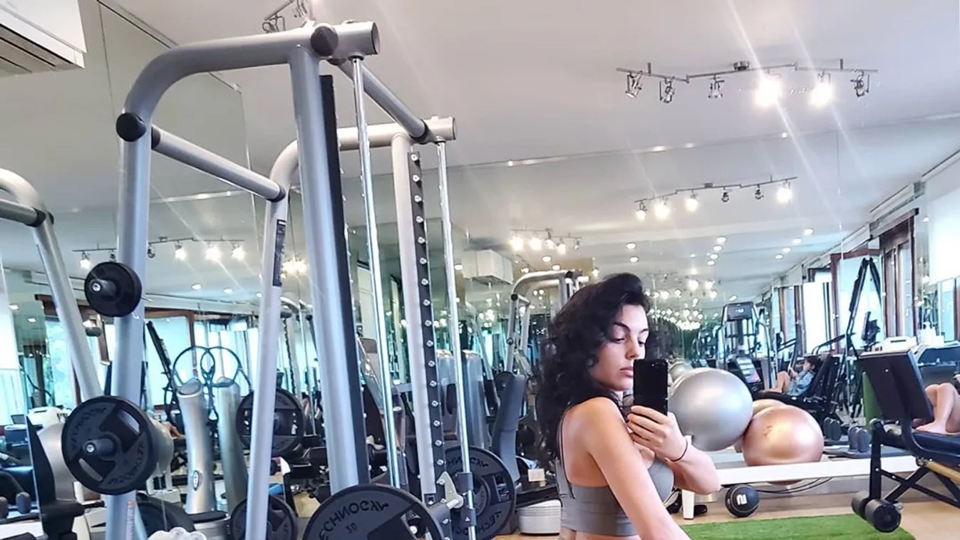 Szerelme szégyellte magát Cristiano Ronaldo miatt