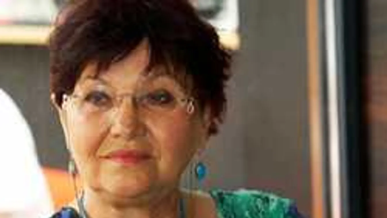 Nagy bajban Pécsi Ildikó: A NAV vizsgálódik fia miatt