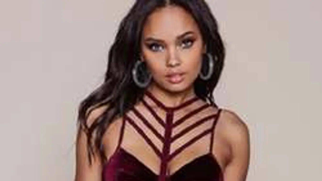 Ettől a szexi, téli bugyitól eldobják az agyukat a férfiak