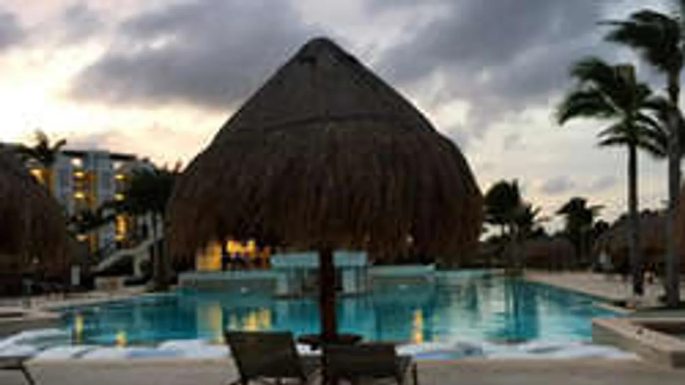 Íme Lajcsiék luxusnyaralásának fotóalbuma! Ezt még biztos nem láttad!