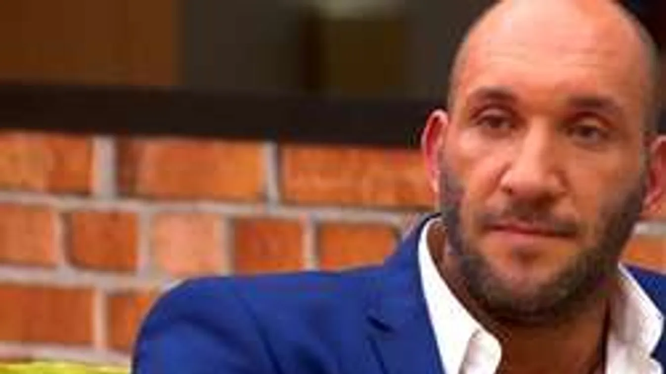 Mátyás királyként jár-kel Berki Krisztián! Te felismernéd?