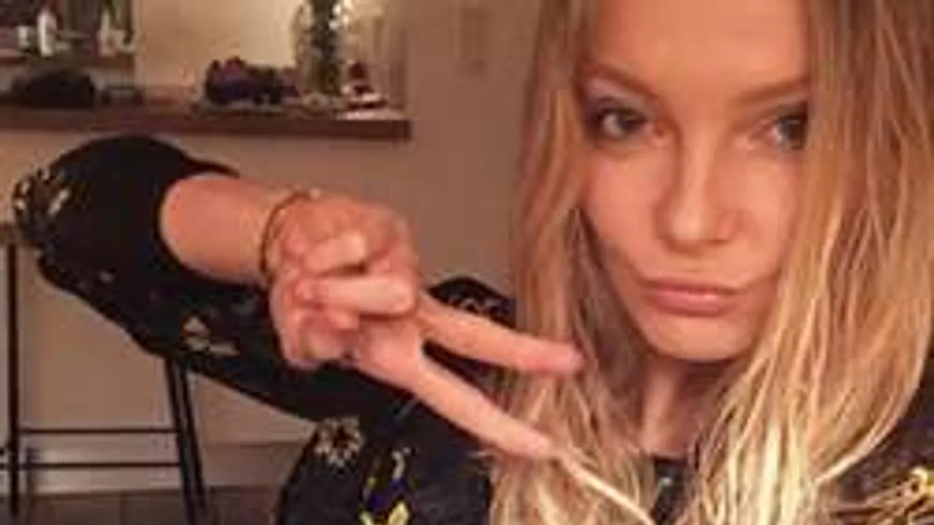 Hoppá: Melltartó nélkül bulizta át az éjszakát a magyar modell! - Fotó