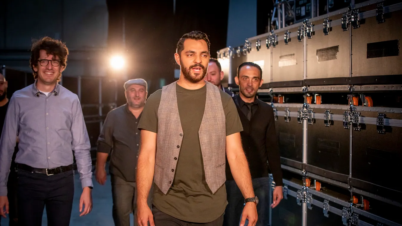 Raktárkoncert: Oláh Gergő szerint a hűtlenség egyszerű gyengeség