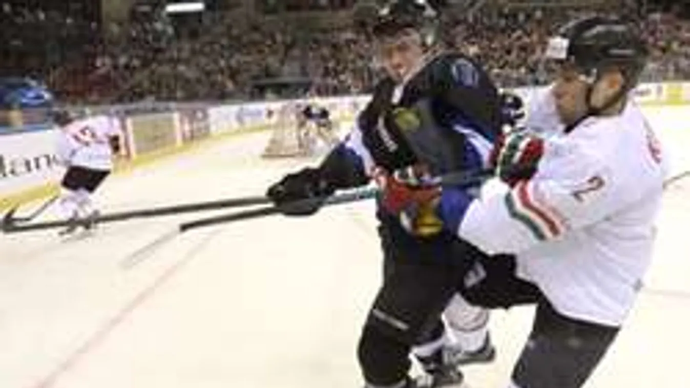 Nem keseregnek, történelmet írnának a hokisok