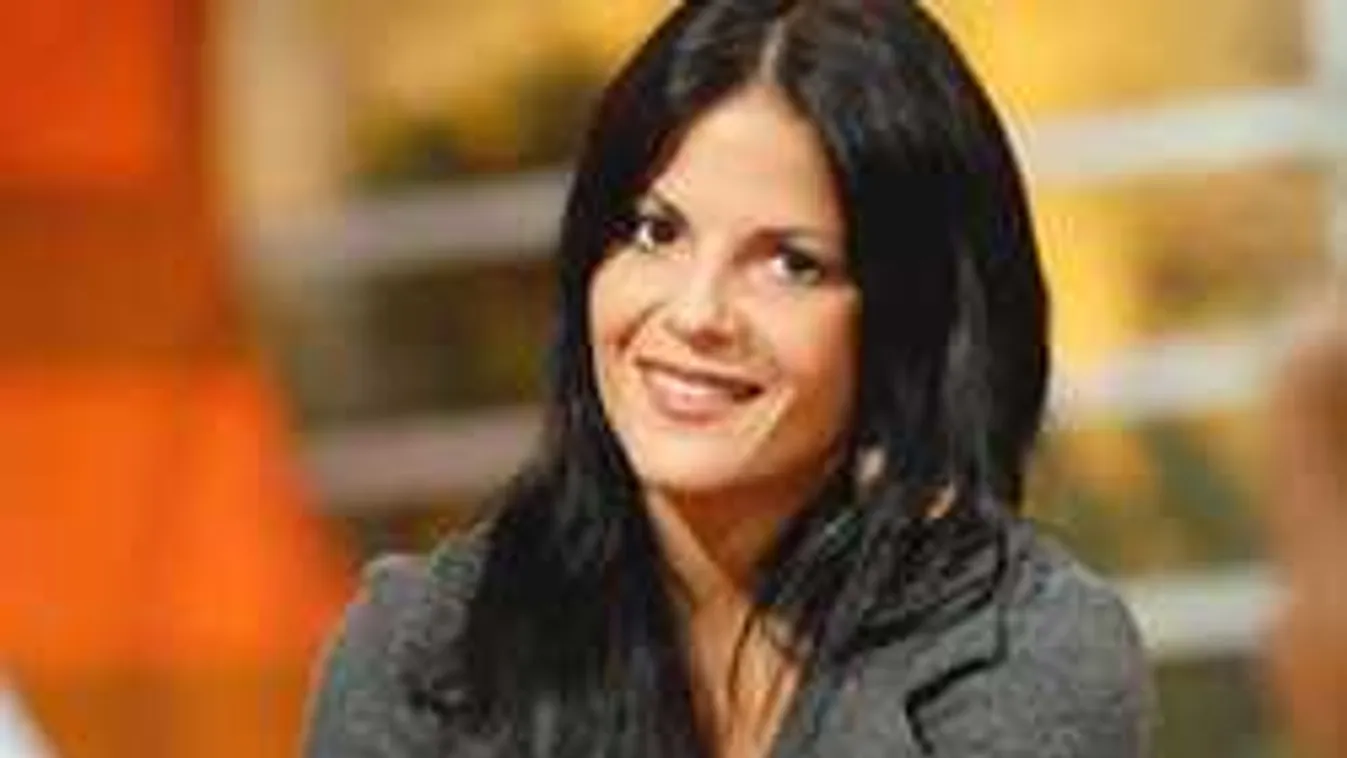 Dagad a botrány: Ezért tagadta meg saját szüleit Oszter Alexandra