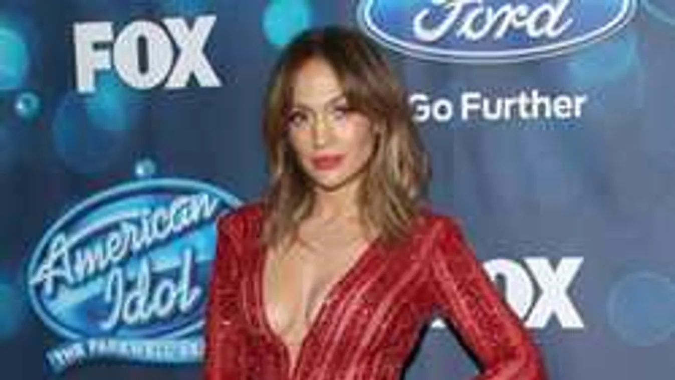 Hatalmasat villantott a színpadon a 48 éves díva