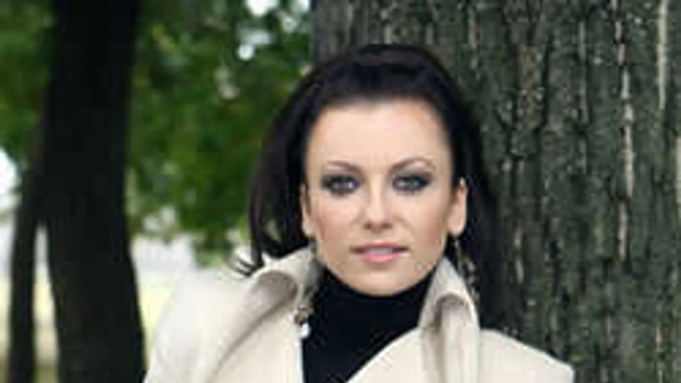 Esküvő után jöhet is a baba Rúzsa Magdiéknál?