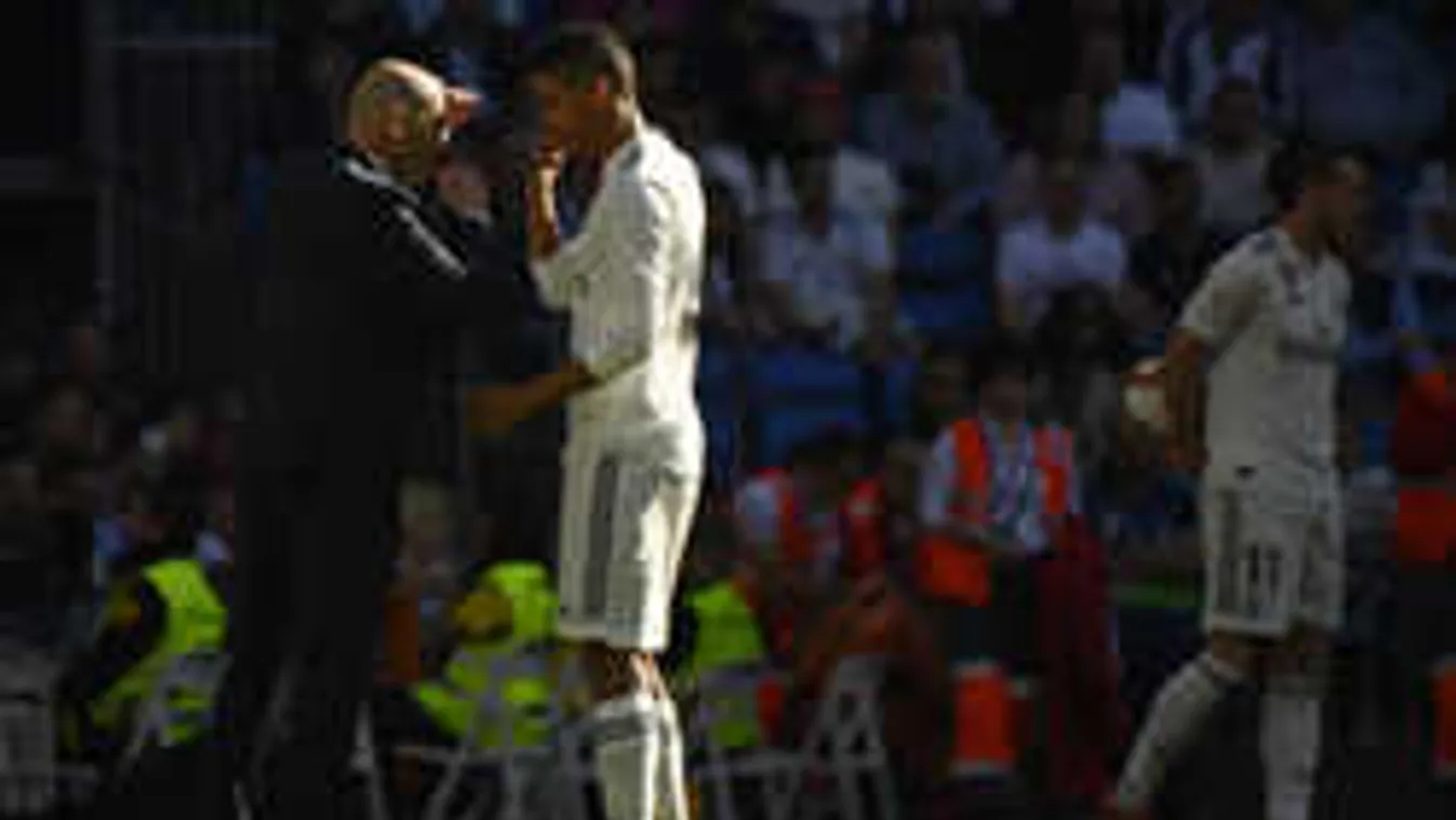 Elképesztő pletyka szivárgott ki a Real öltözőjéből, főhet Zidane feje