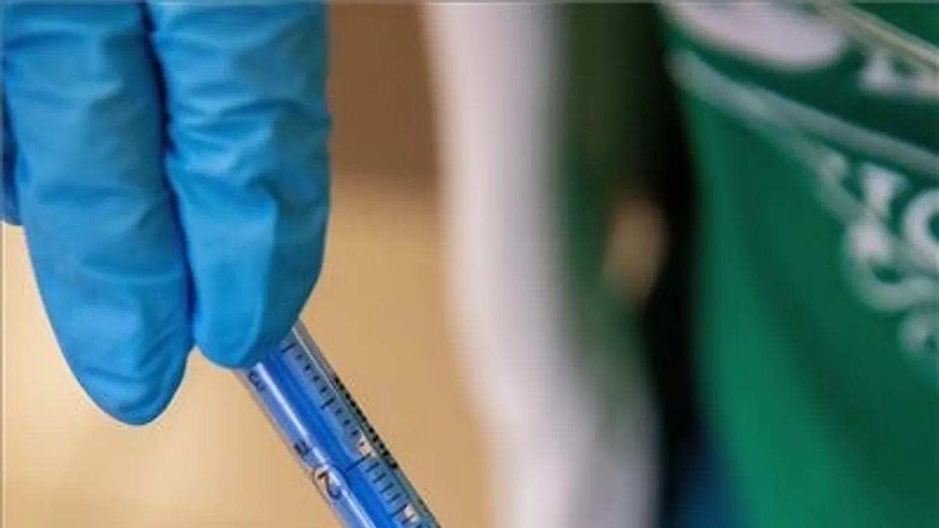 Az orosz Sputynik V megvédte a nyugati vakcinákat