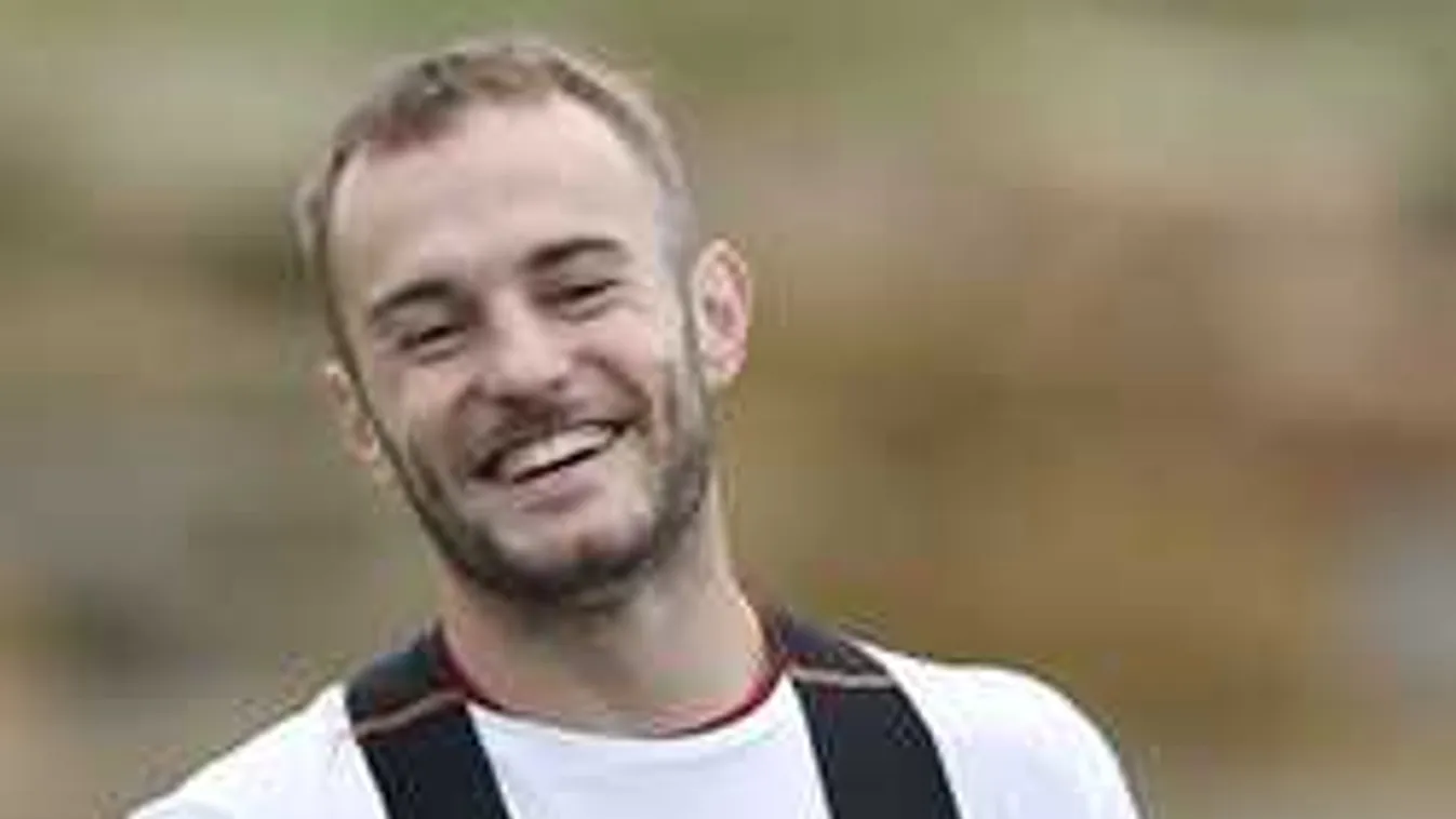 Gólyahír, apa lett a magyar fociválogatott sztárja!