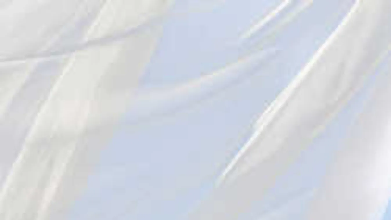 Na végre! Így kell függönyt mosni, hogy ne kelljen vasalni