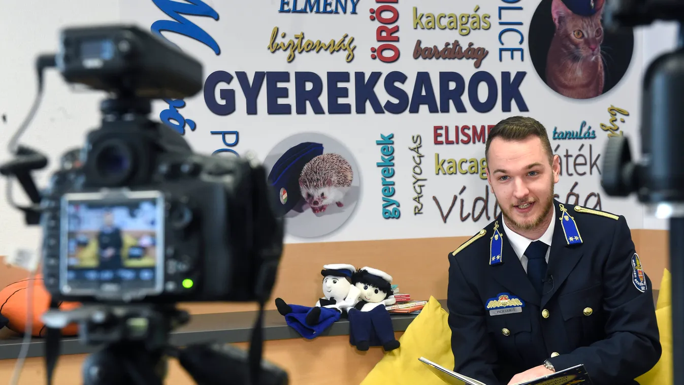 Koronavírus: online mesefelolvasást tart a rendőrség