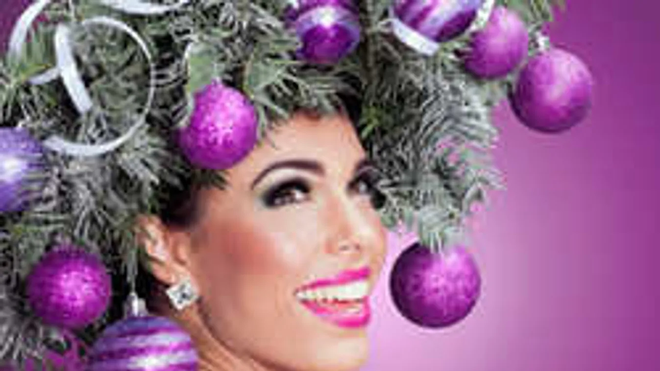 Õrült divat: Miért raknak karácsonyfát a nők a fejükre?